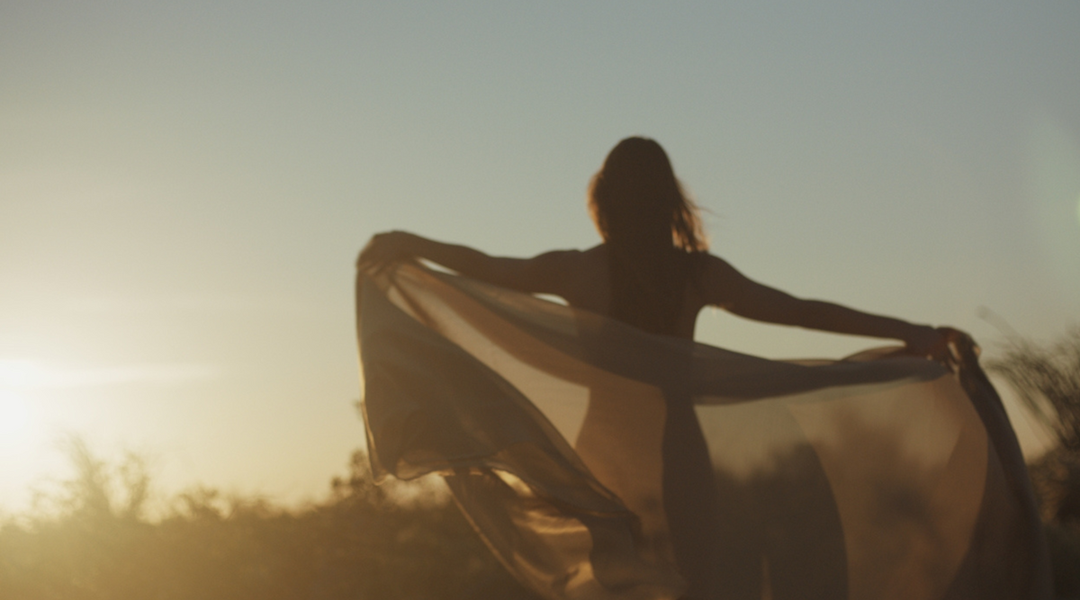 Sunshine & Happiness: How Natural Light Affects Your Mood
